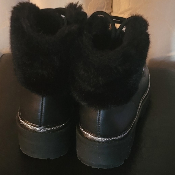 AQUA Boots - Picture 4 of 8